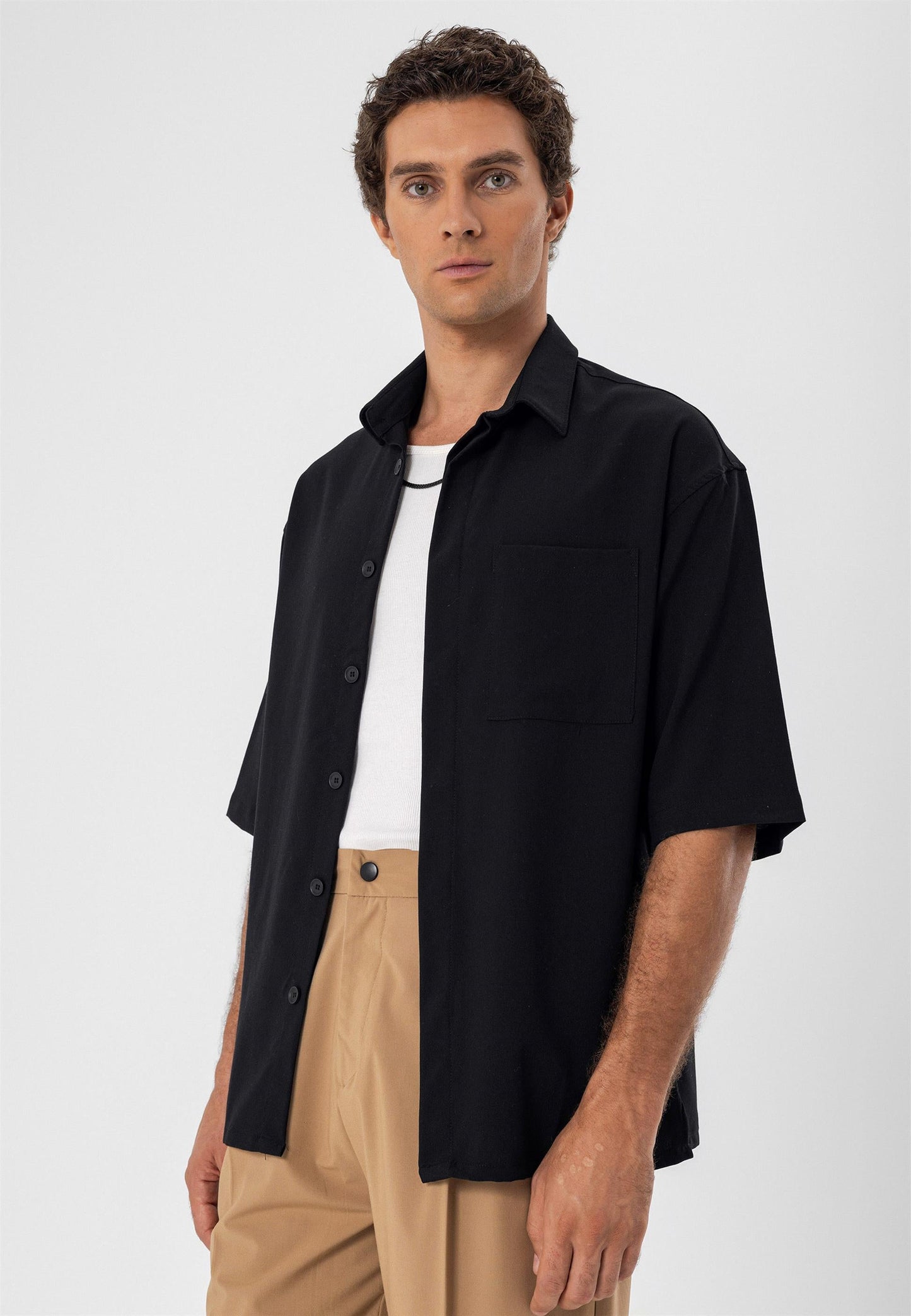Men's Black Oversize Hidden Button Short Sleeve Shirt