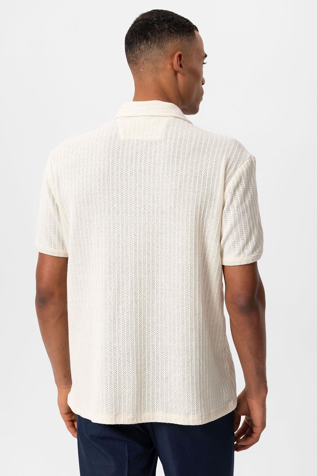 Men's Ecru Polo Collar Knit Short-Sleeve Shirt