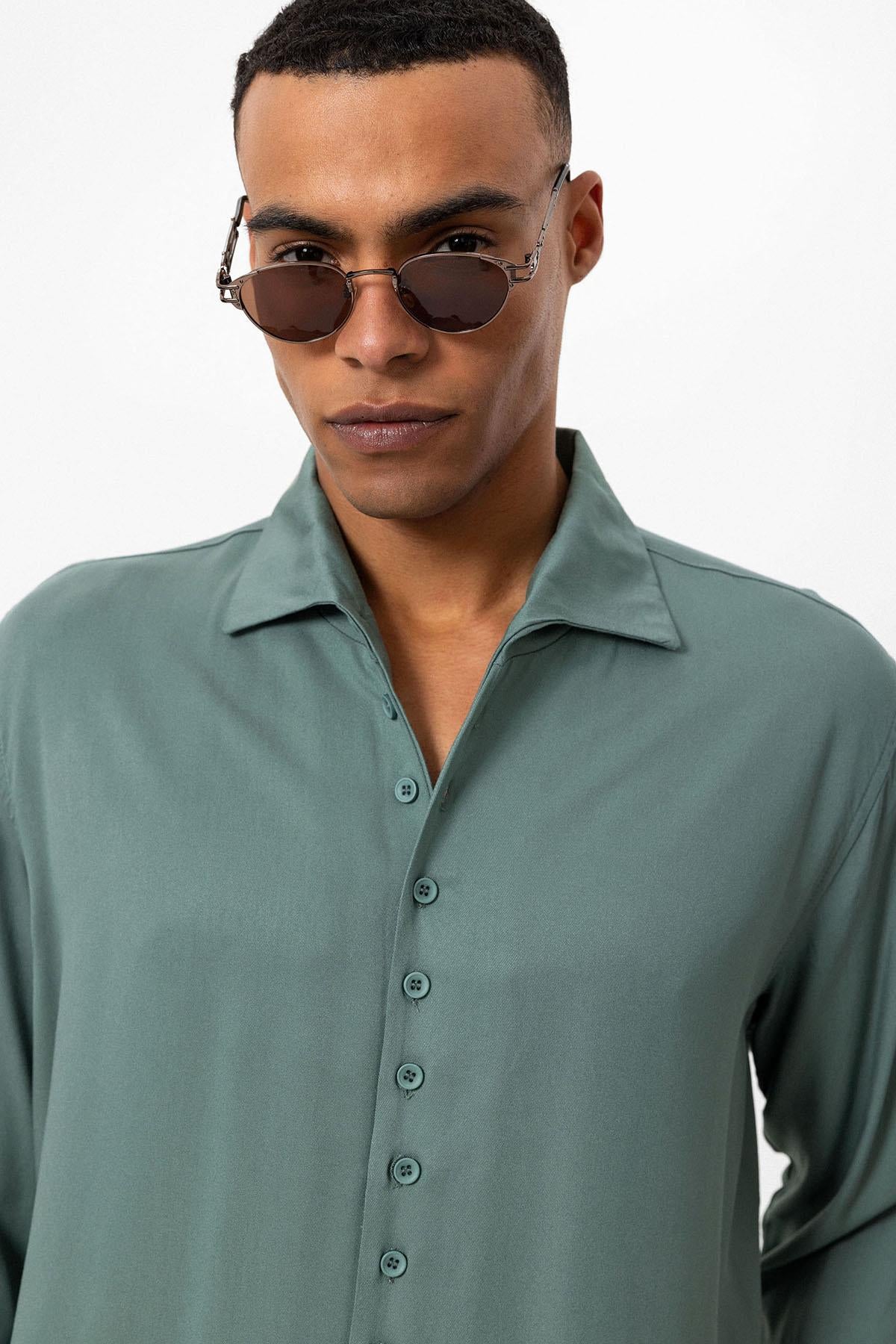 Men's Green Regular Fit Camp Collar Shirt