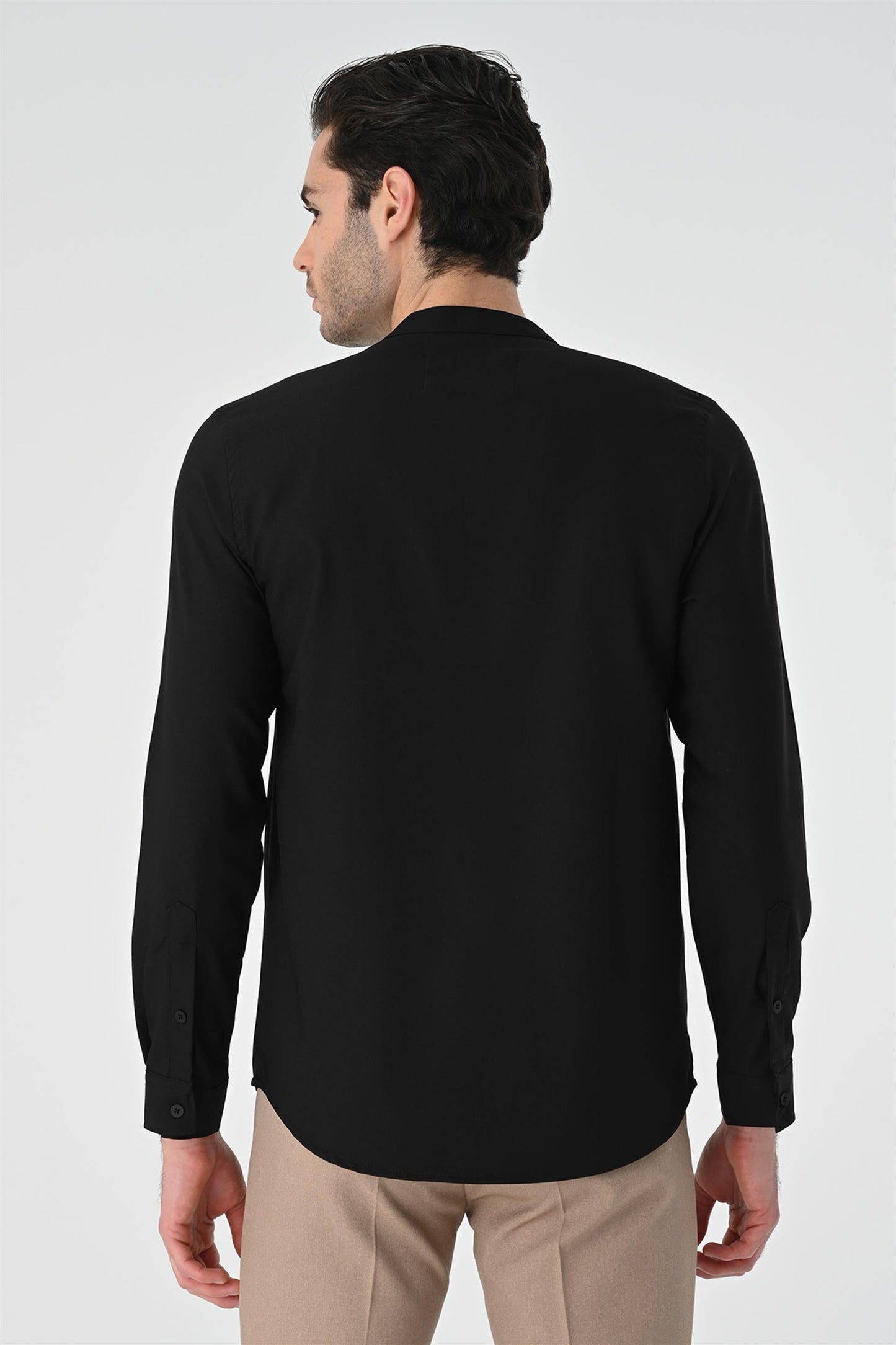 Men's Black Regular Fit Classic Collar Shirt -