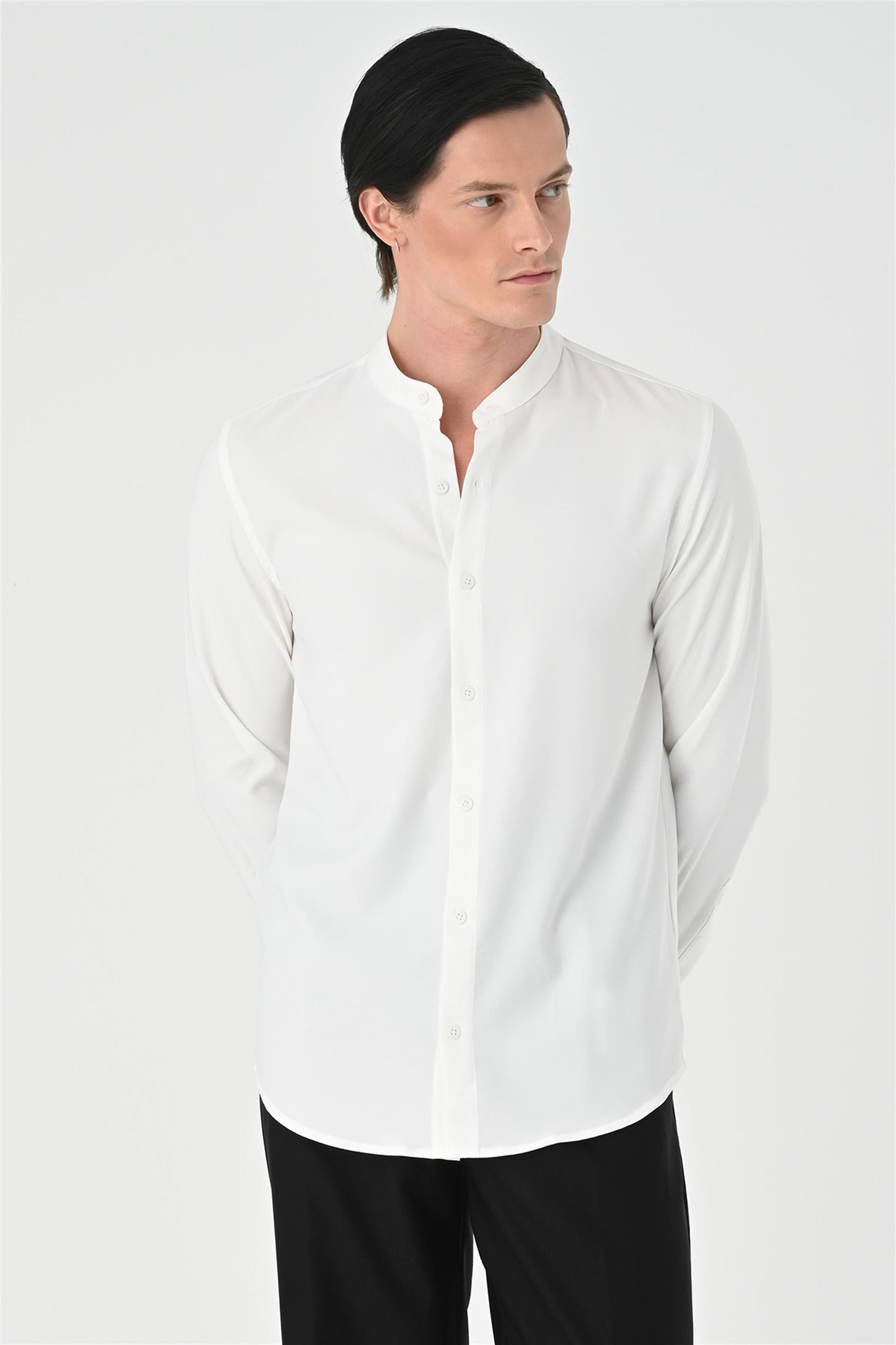 Men's White Regular Fit Classic Collar Shirt