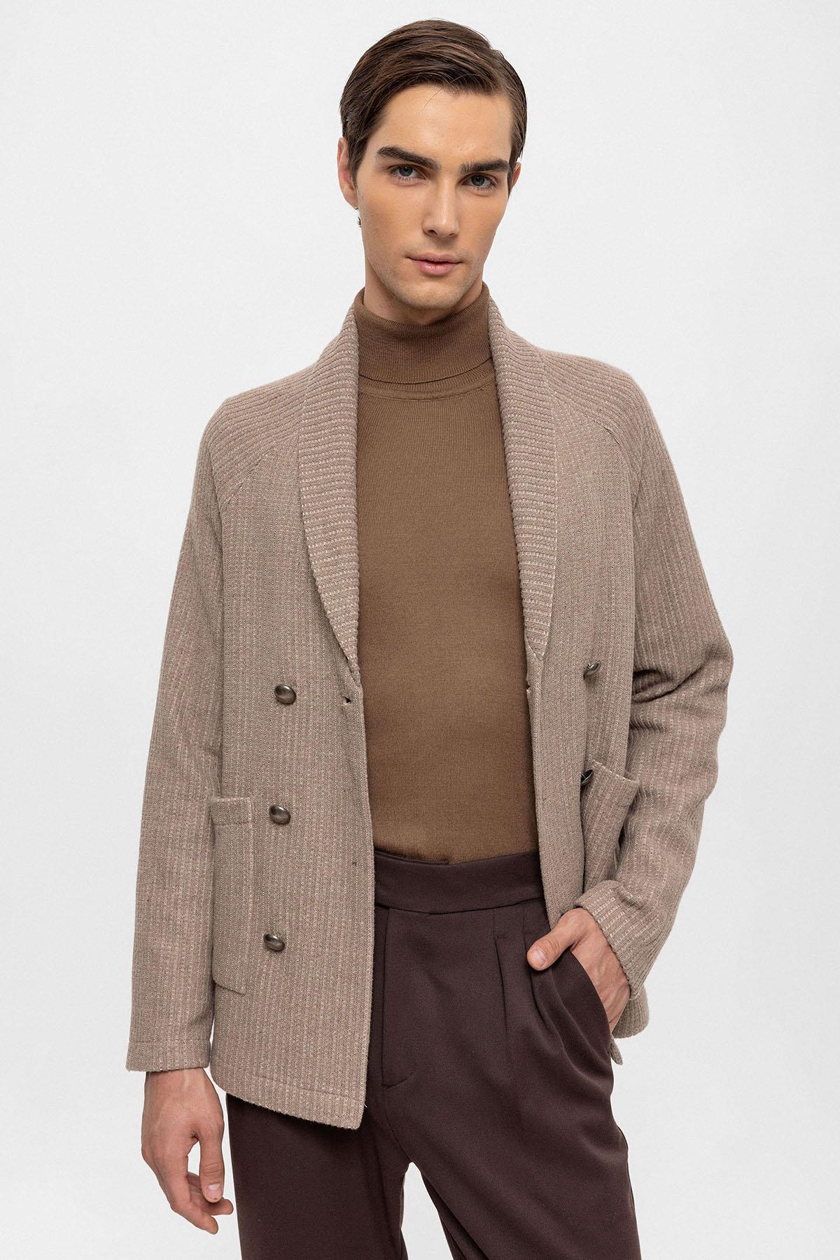 Men's Beige Shawl Collar Double Breasted Closure Cardigan