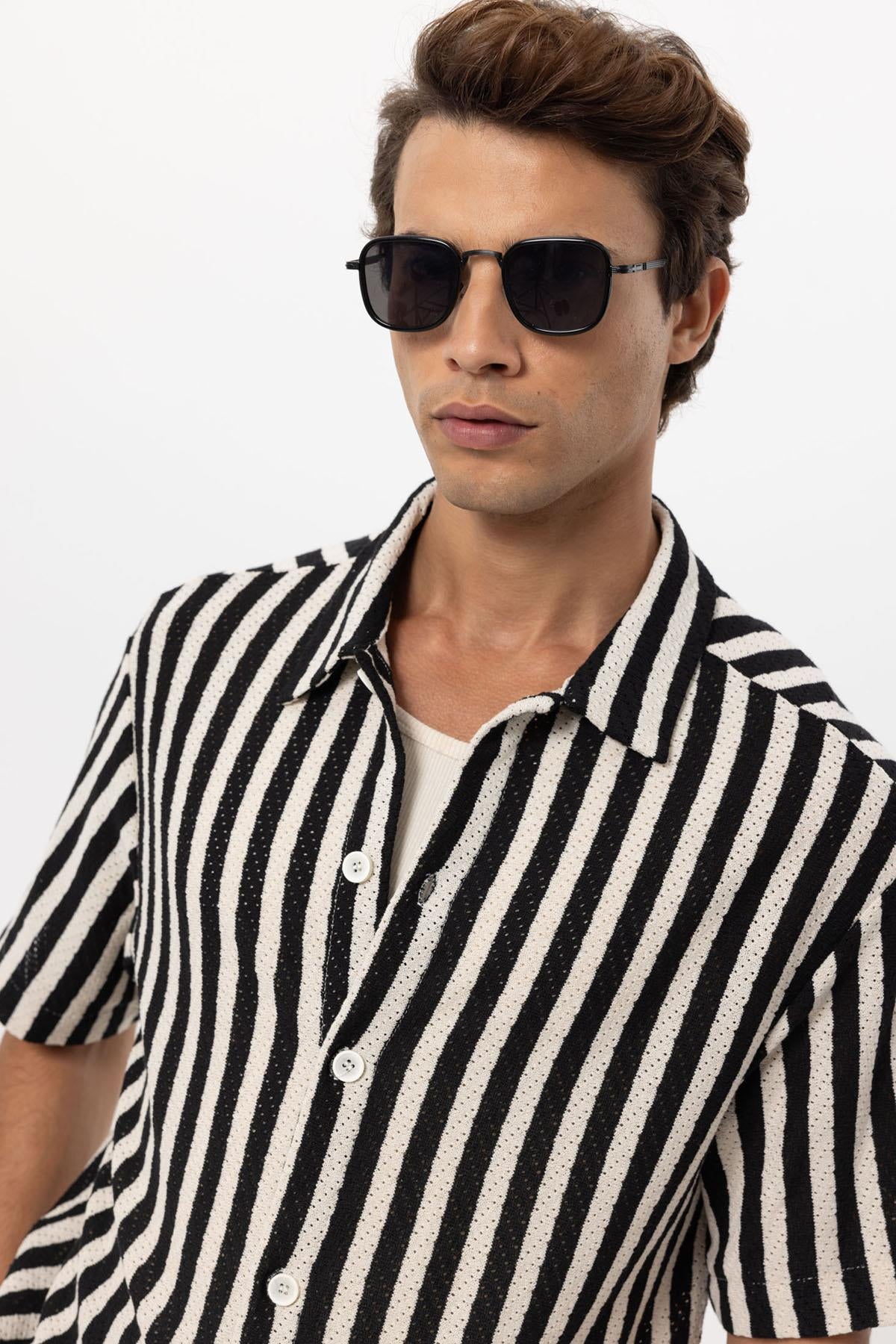 KOALA SYDNEY Men's Black Oversized Knit Striped Shirt