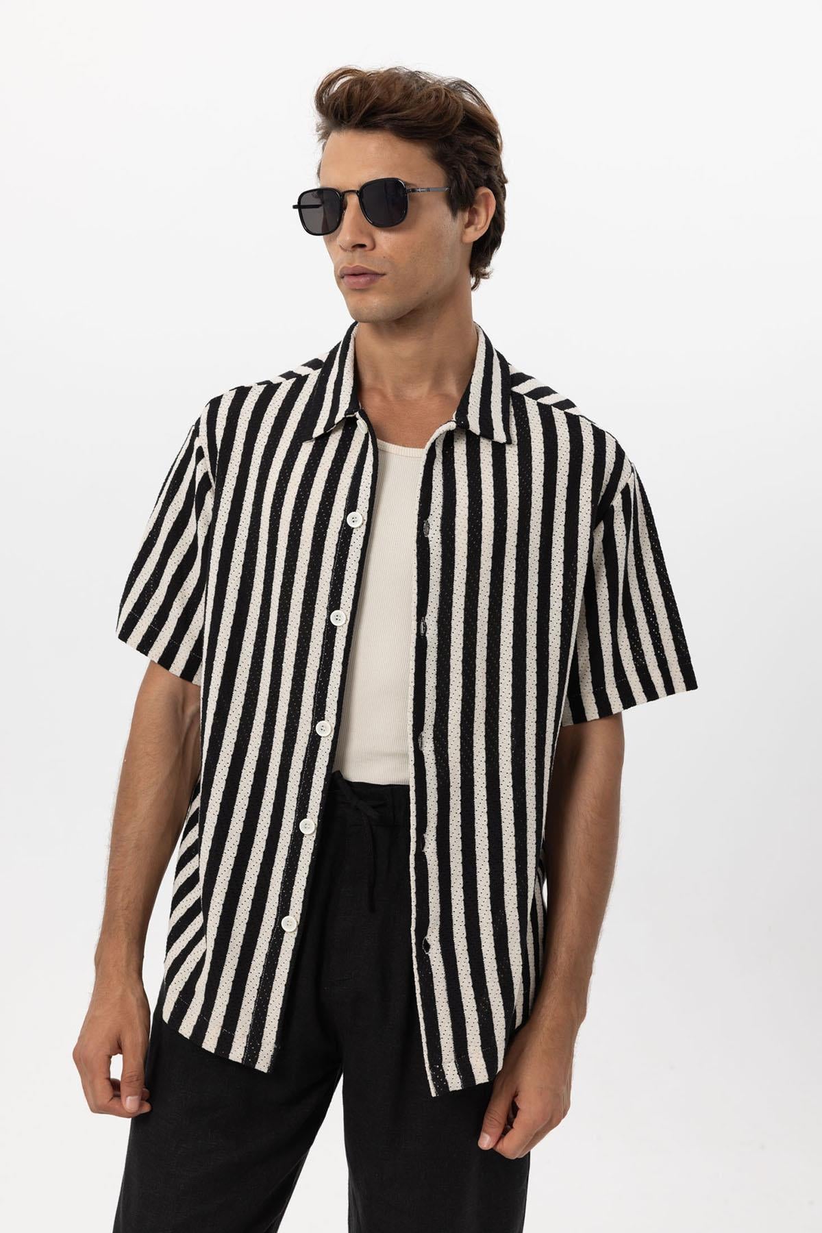 KOALA SYDNEY Men's Black Oversized Knit Striped Shirt