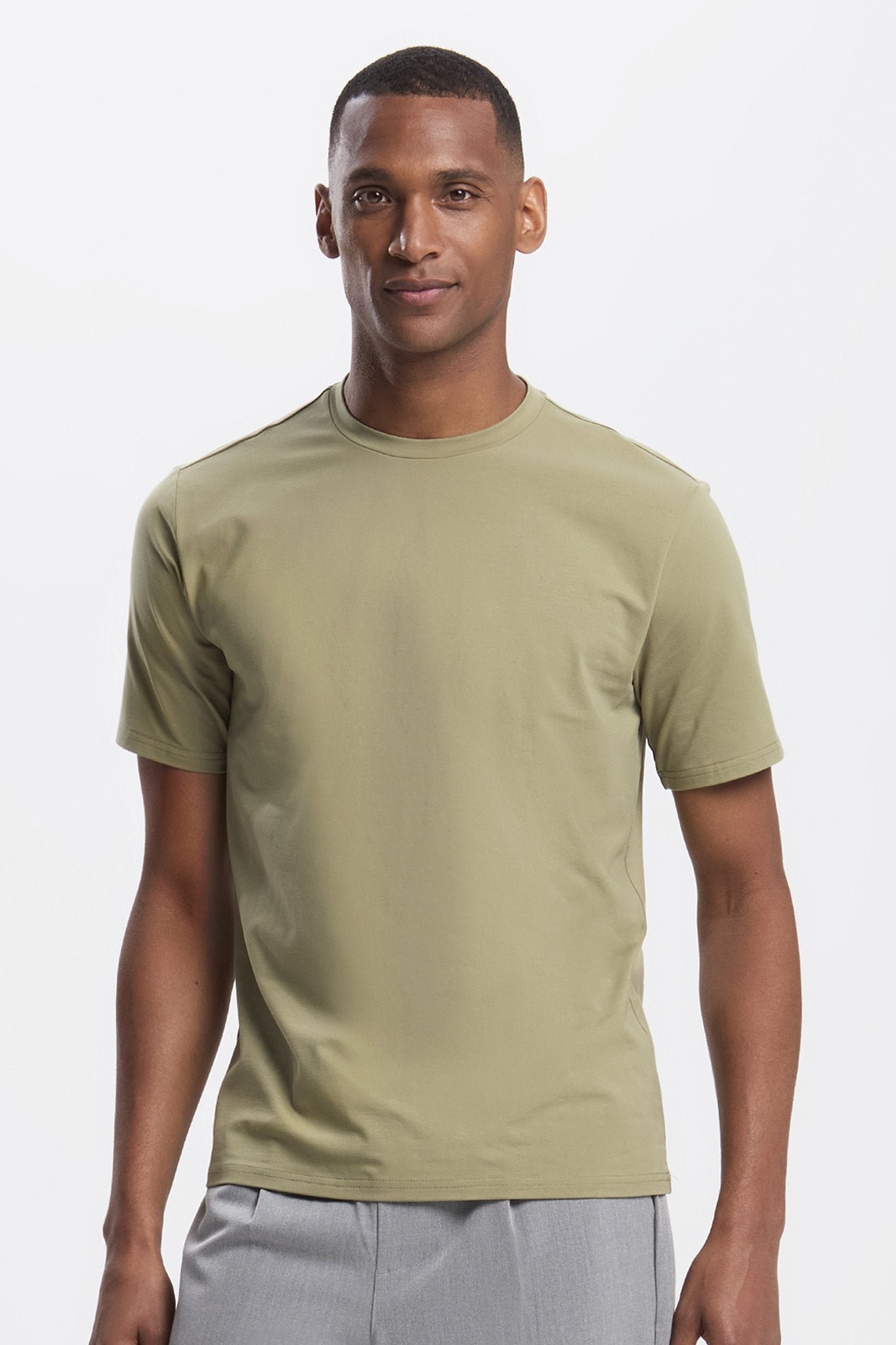 Versatile Essential T-Shirt Set: 4-Pack Mix & Match