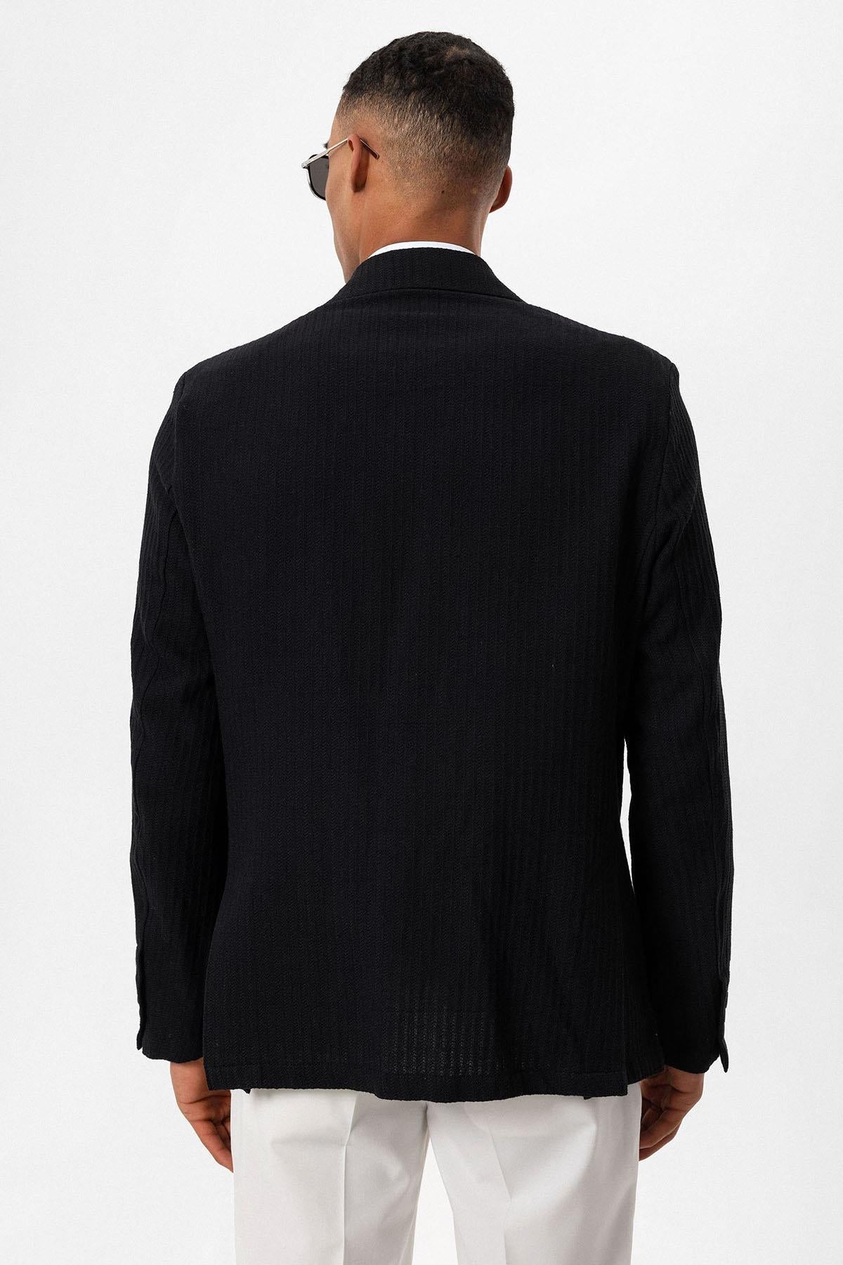 Men's Black Pocketed Plain Blazer Jacket