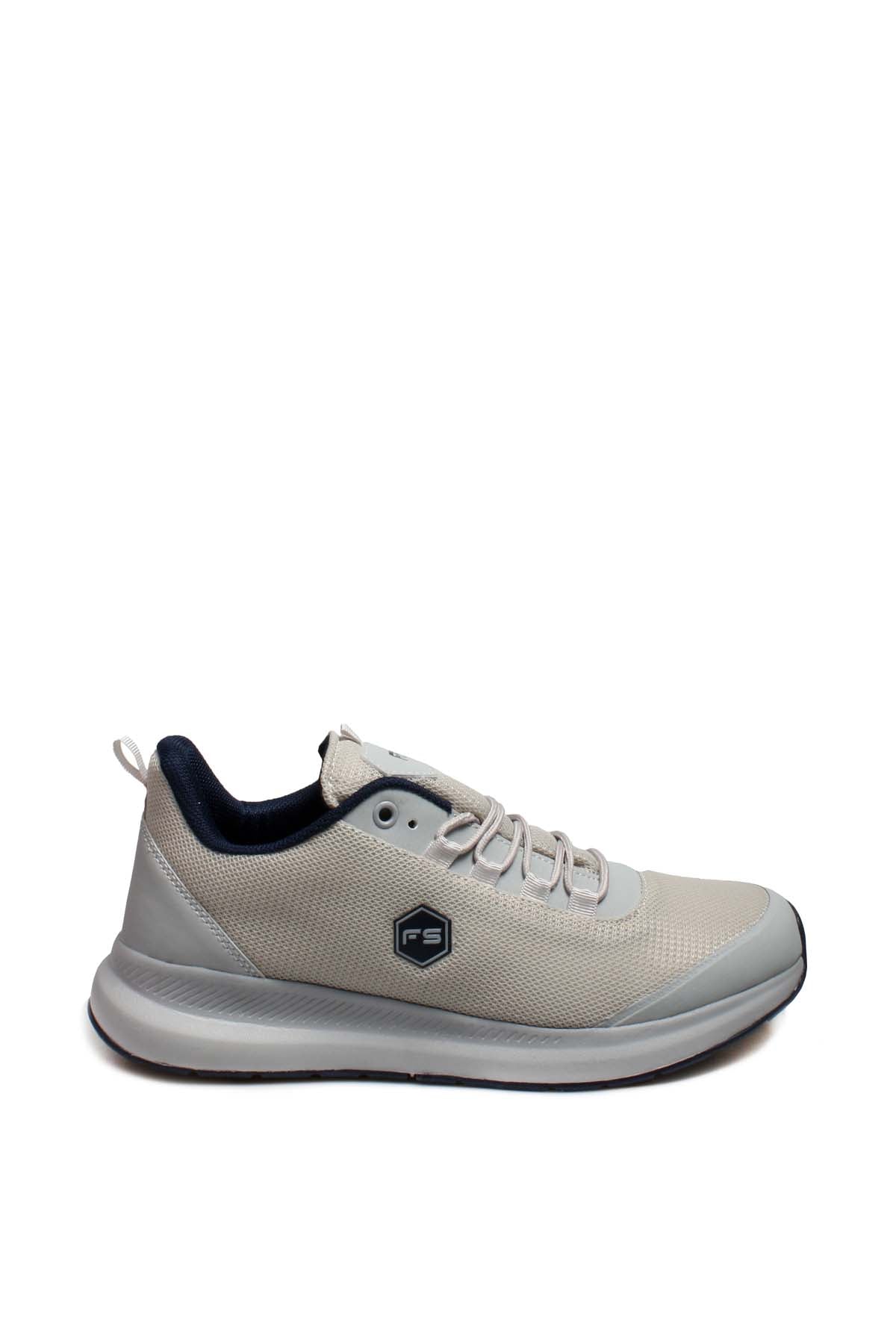 Men's Light Gray Athletic Sneakers with Navy Accents