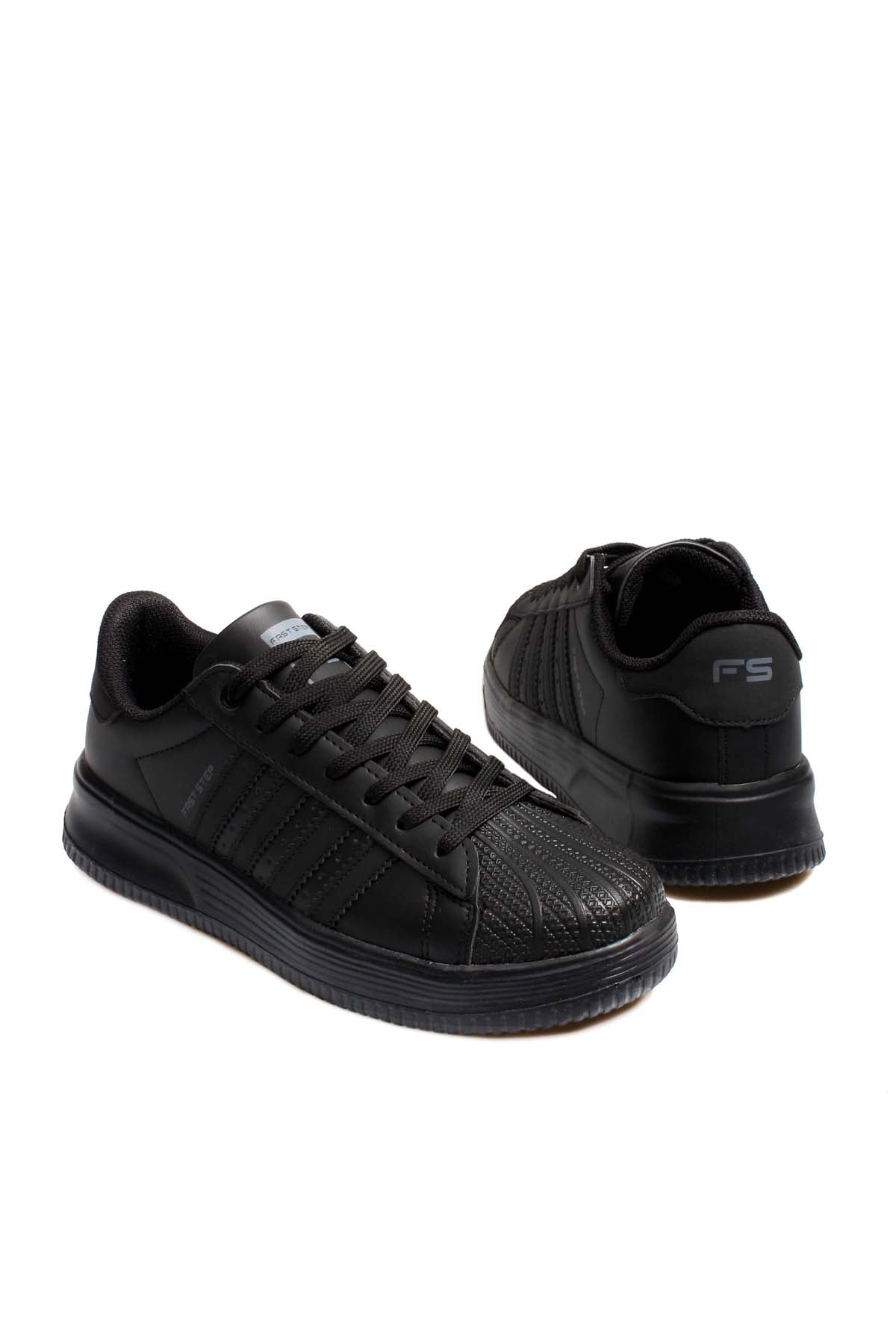Men's All-Black Leather Low-Top Sneakers with Textured Toe