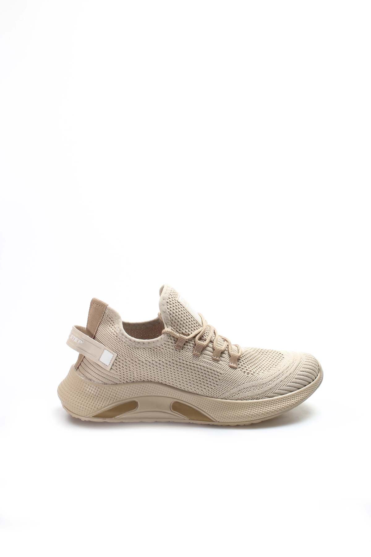 Men's Beige Lightweight Knit Sneakers with Breathable Design