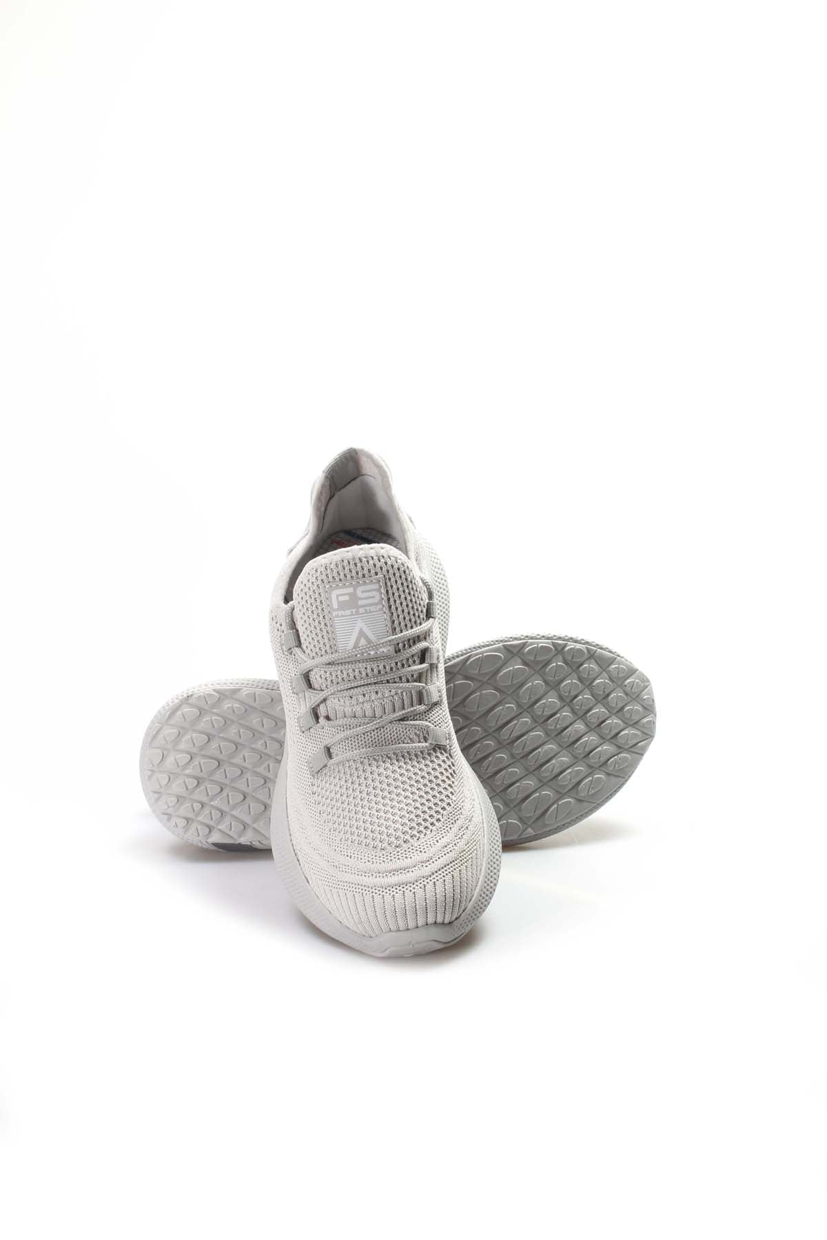 Men's Light Gray Knit Sneakers with Cushioned Sole