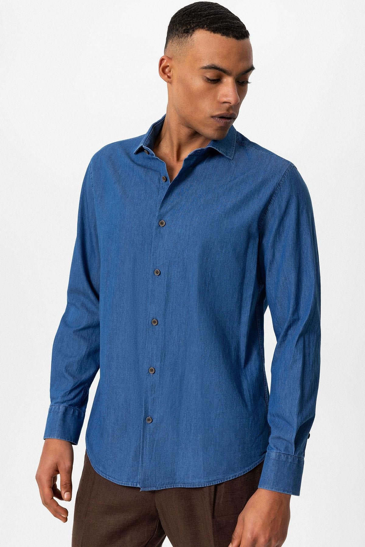 Men's Blue Long-Sleeve Denim Shirt