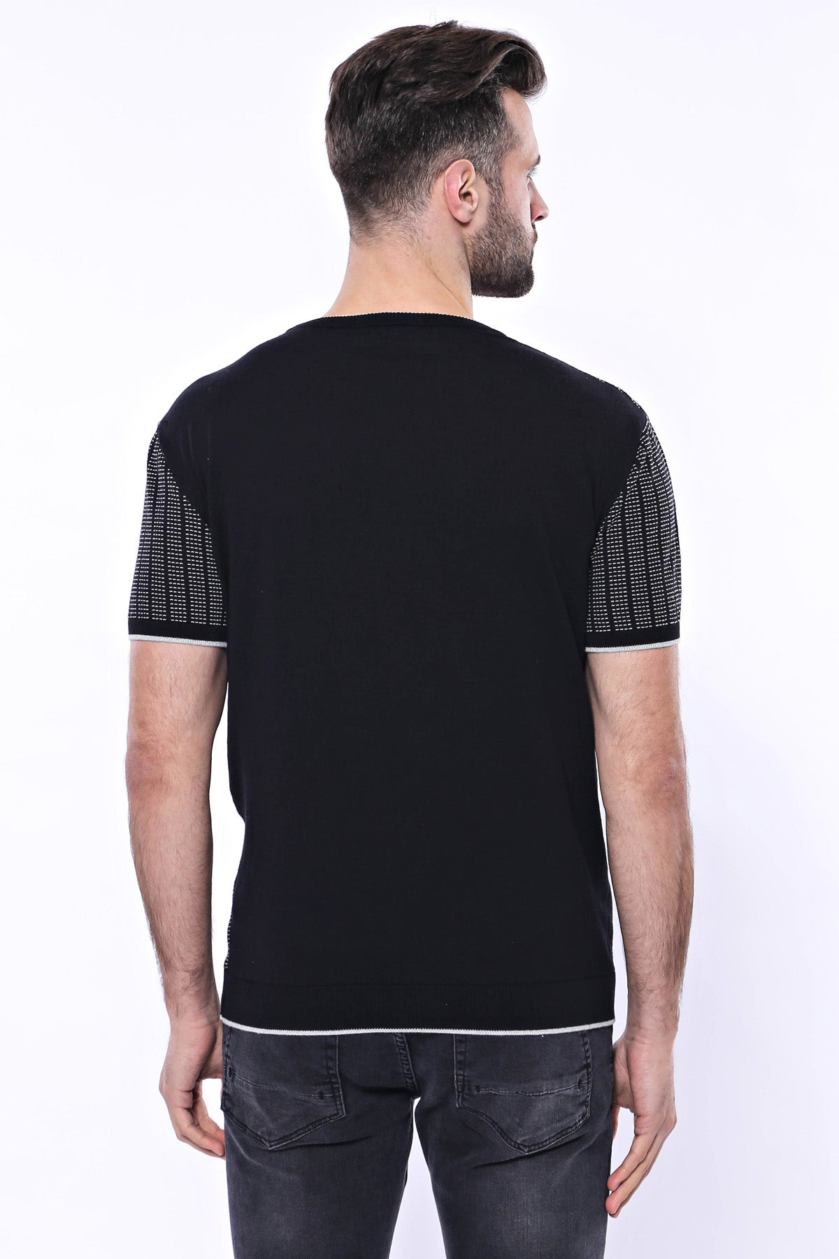 Circle Neck Patterned Black Knitted T-Shirt