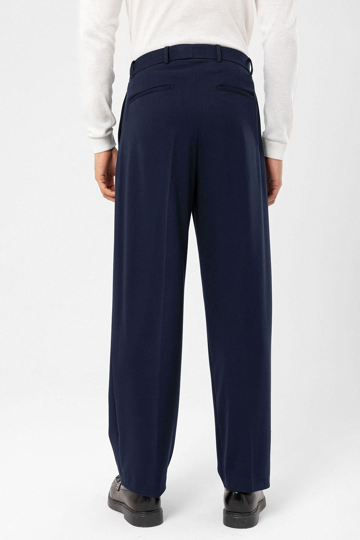 Men's Dark Navy Blue High-Waisted Relaxed Fit Pleated Pants