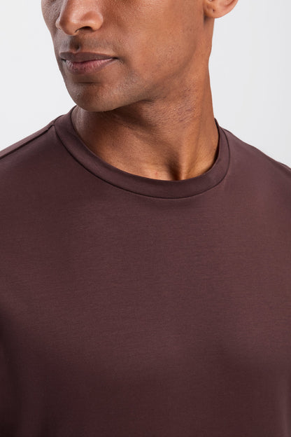 THE ELEGANT TEE