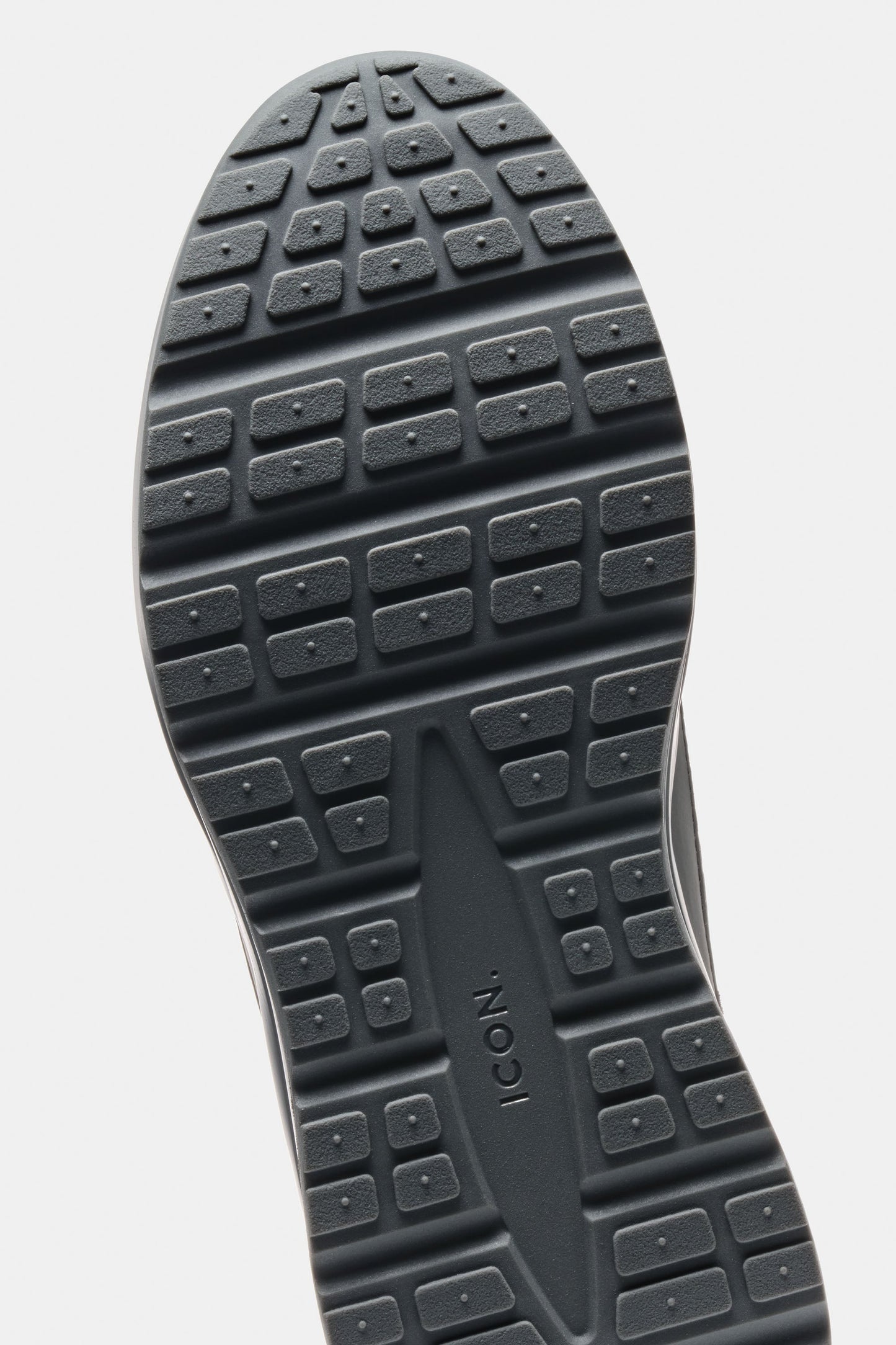 THE AREZZO RUNNER