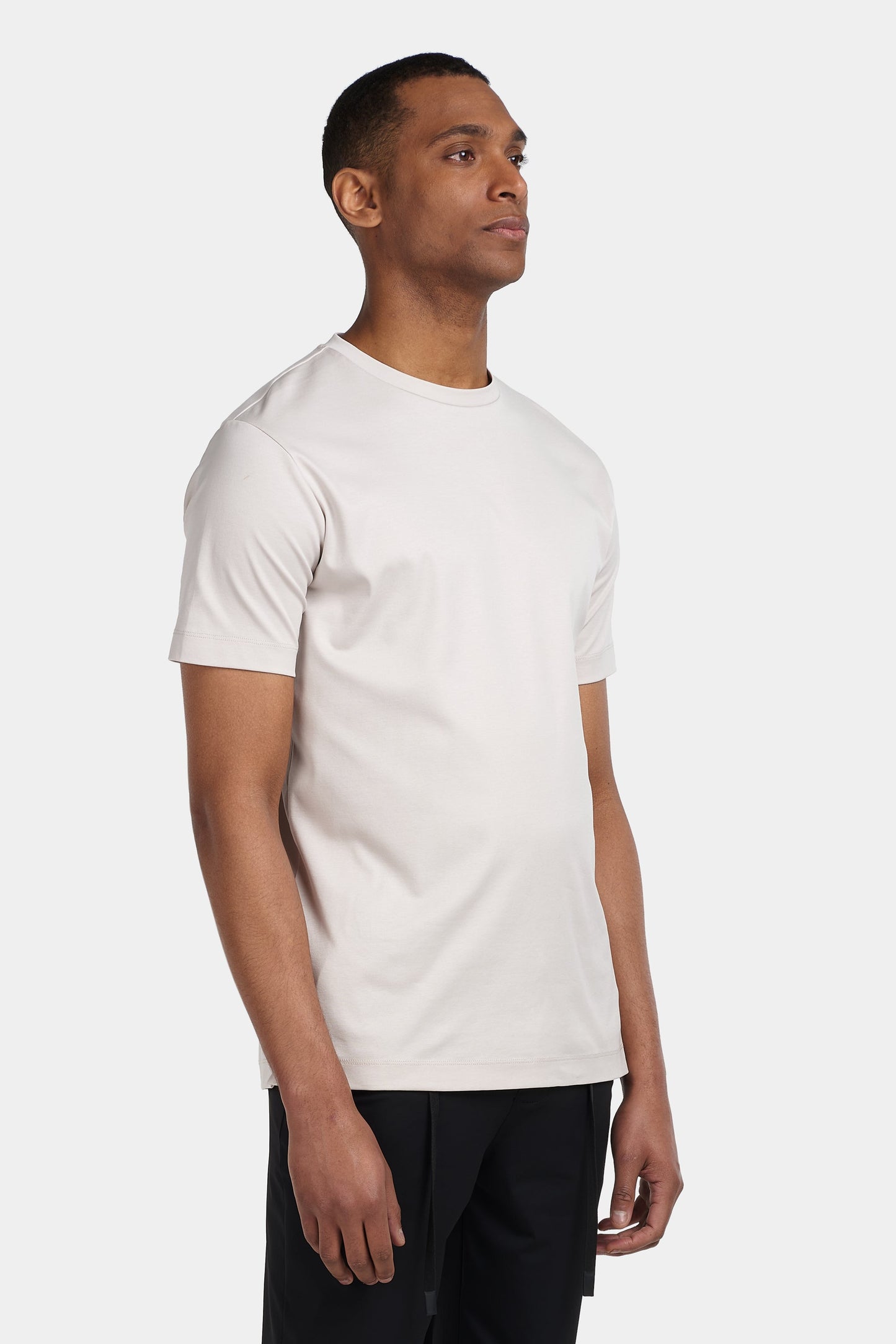 THE ELEGANT TEE