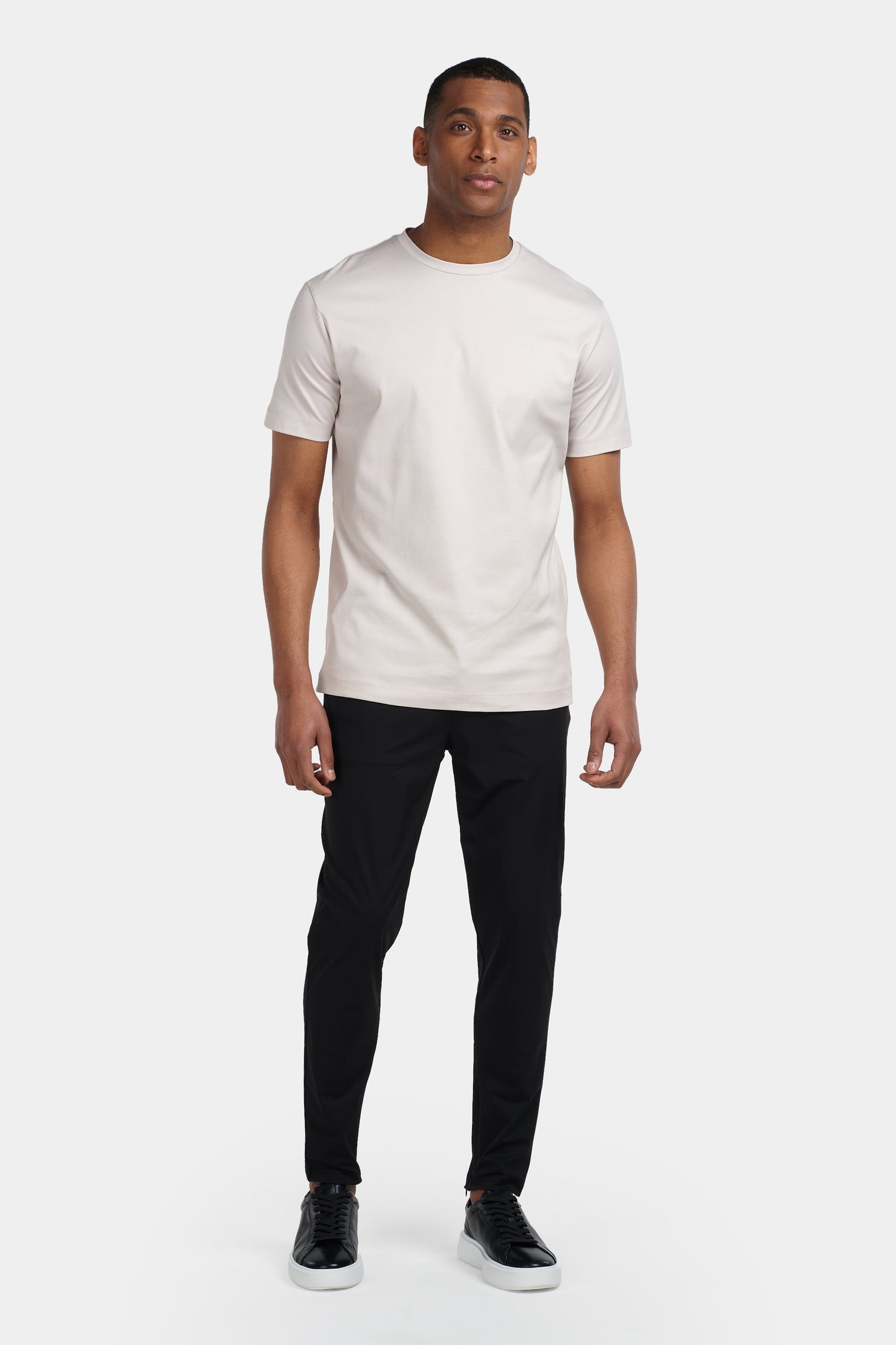 THE ELEGANT TEE