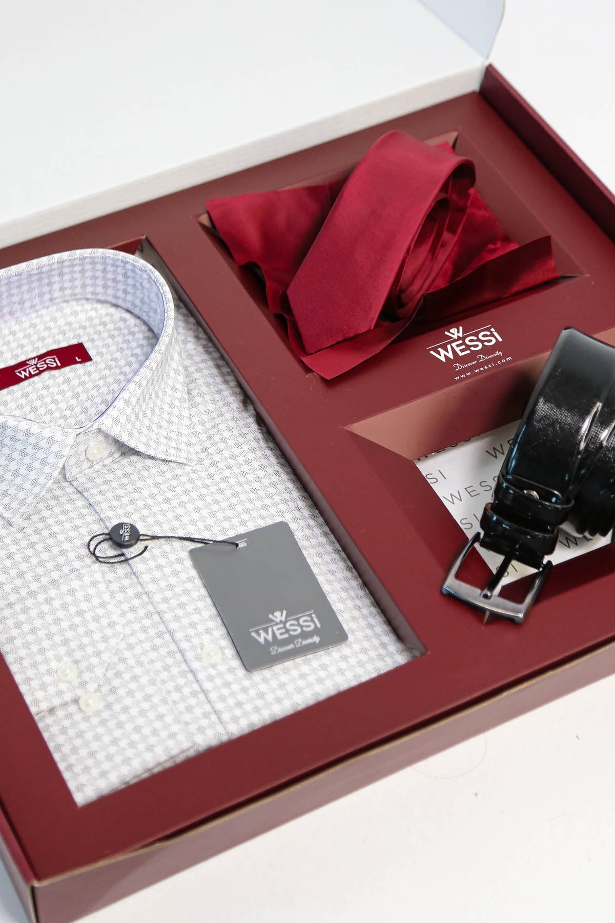 The Dapper Gift Box by Wessi – Includes Ecru Houndstooth Shirt, Burgundy Tie & Black Belt
