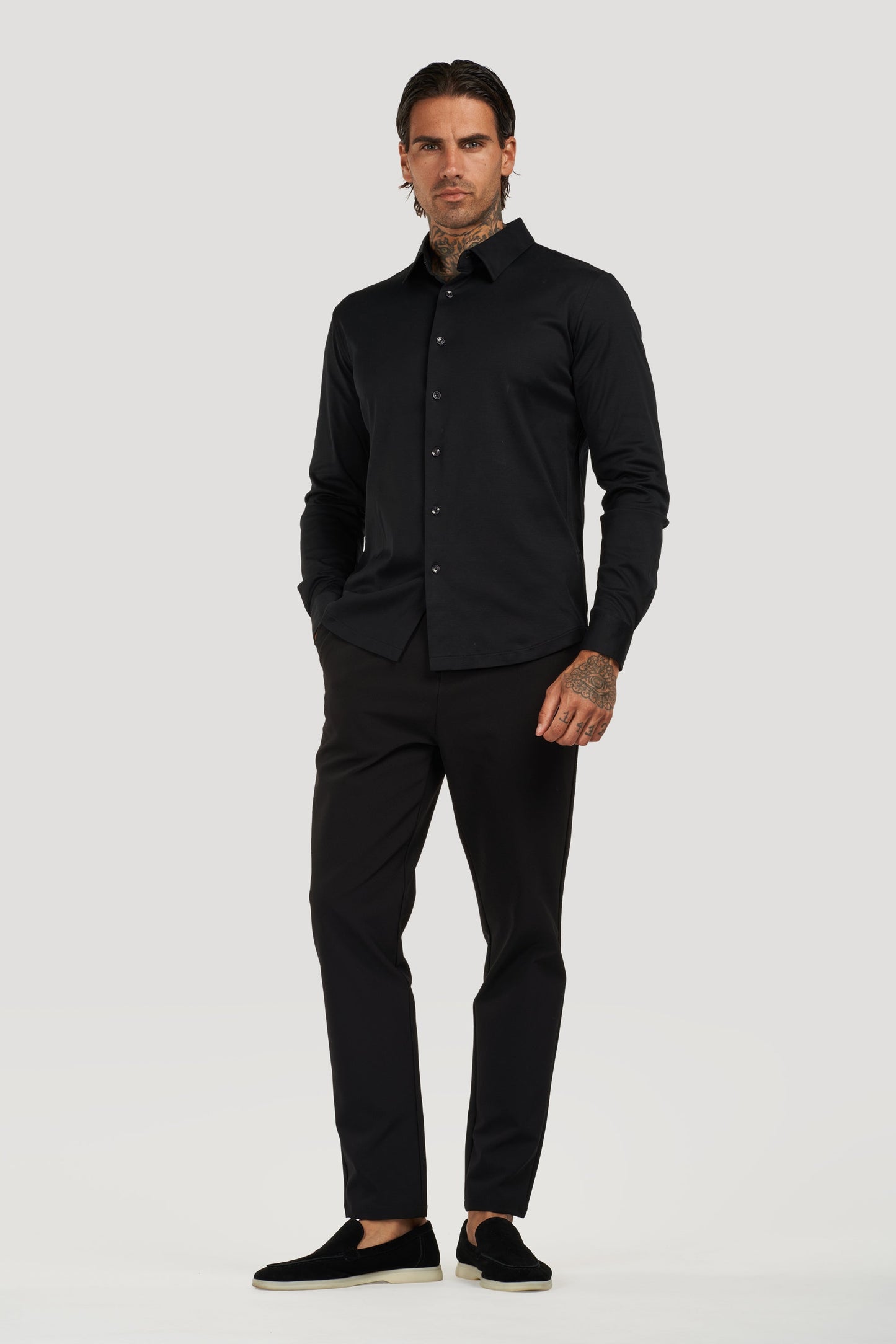 THE ELEGANT SHIRT
