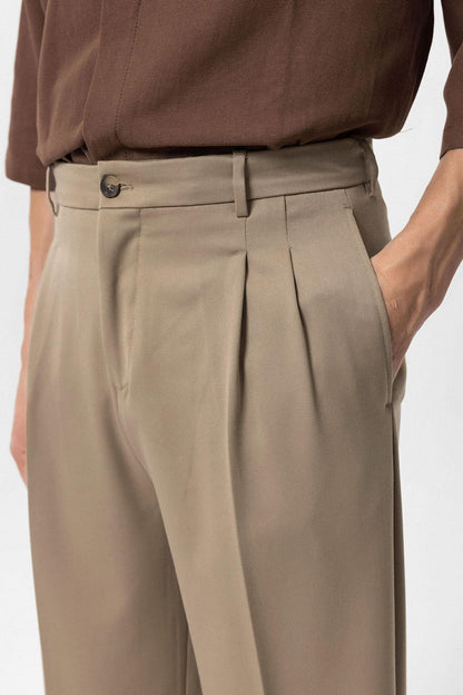 Men's Light Brown High-Waist Pleated Relaxed Fit Pants