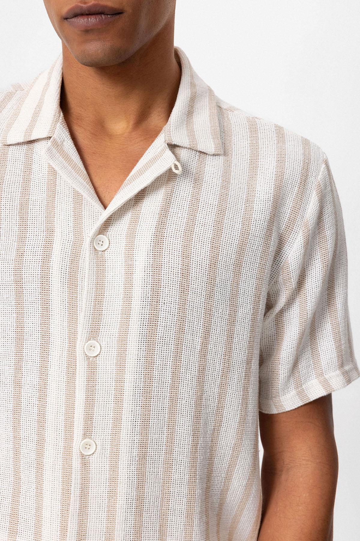 Men's Beige Camp Collar Knit Short-Sleeve Shirt -