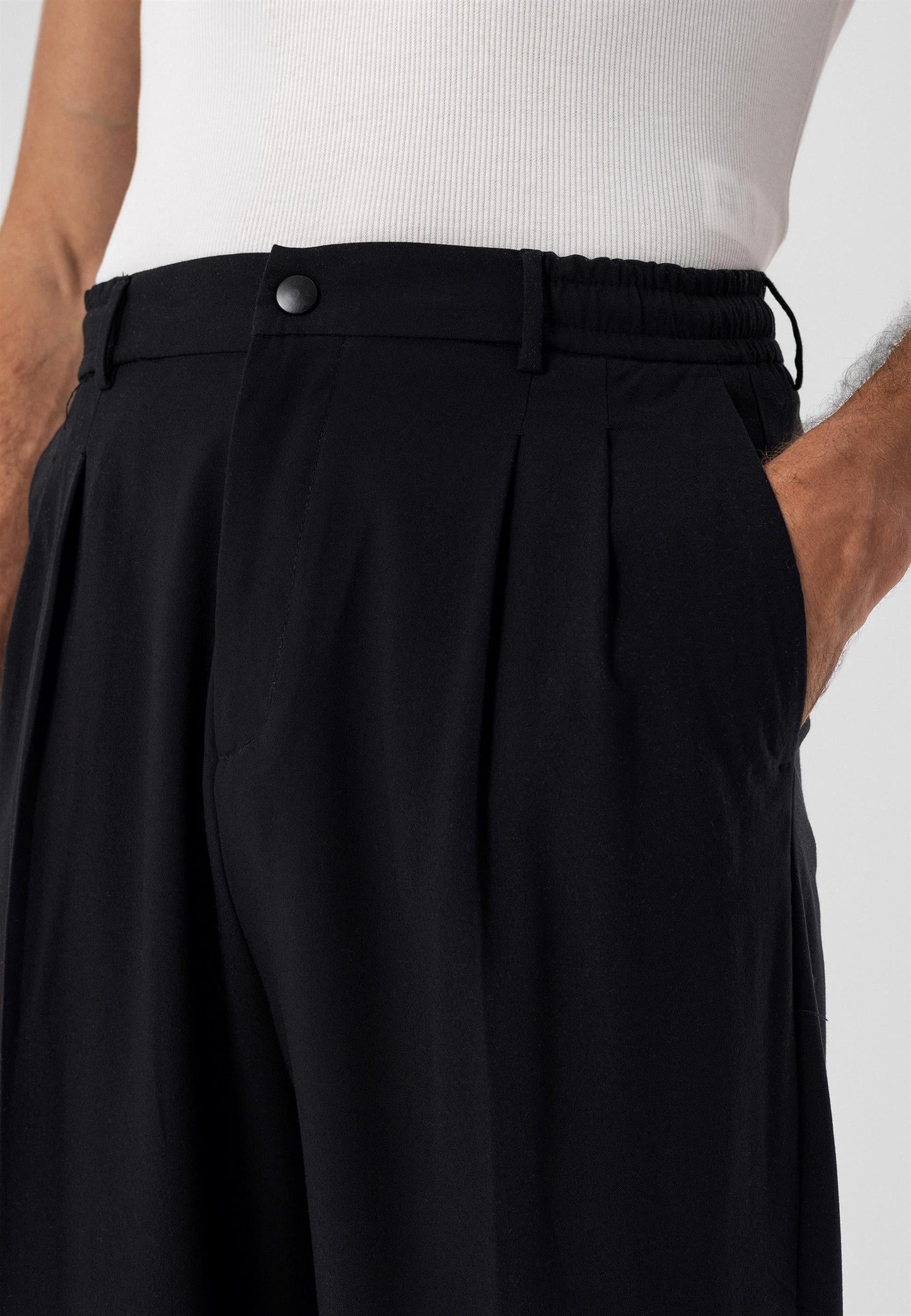 Men's Black Elastic Waist High Waist Pleated Trousers