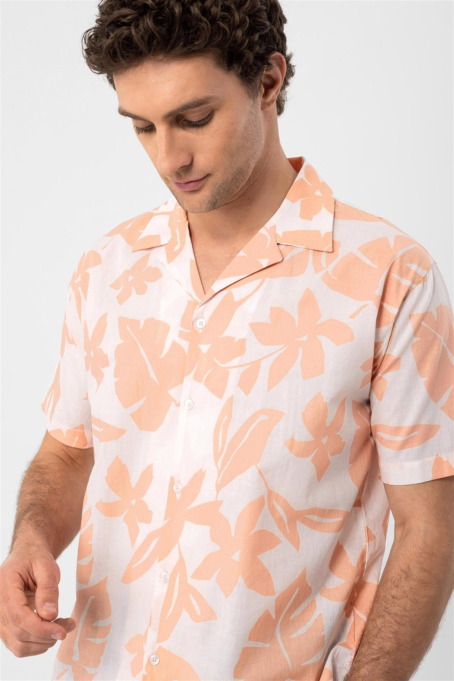 Men's Orange Floral Patterned Top Collar Shirt
