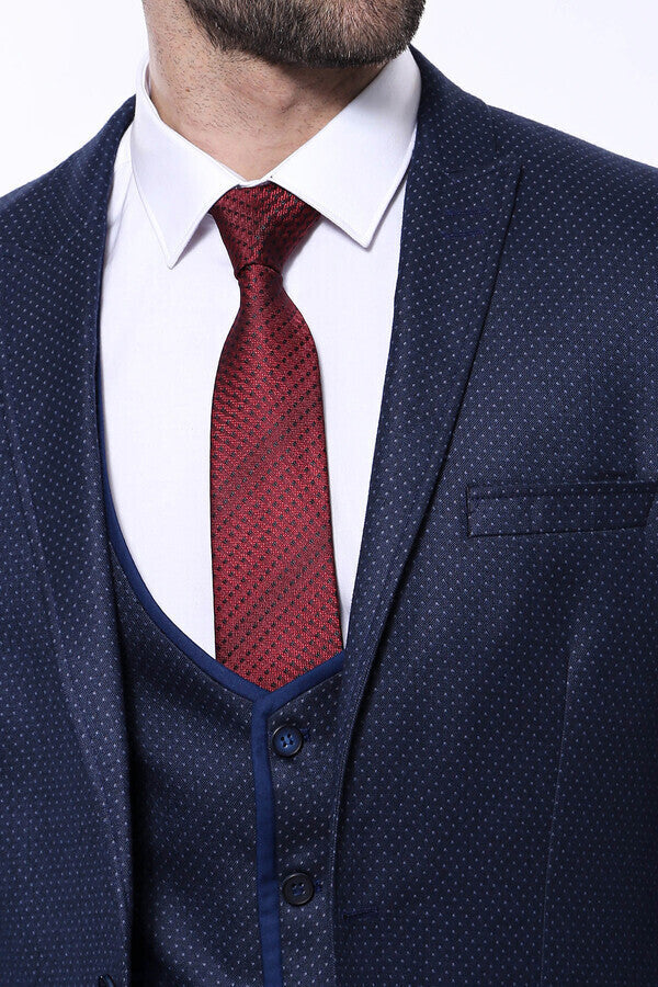 Dot-Patterned Vested Suit |