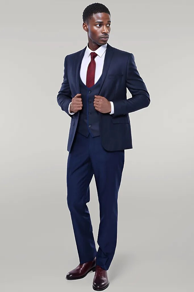 Dot-Patterned Vested Suit |