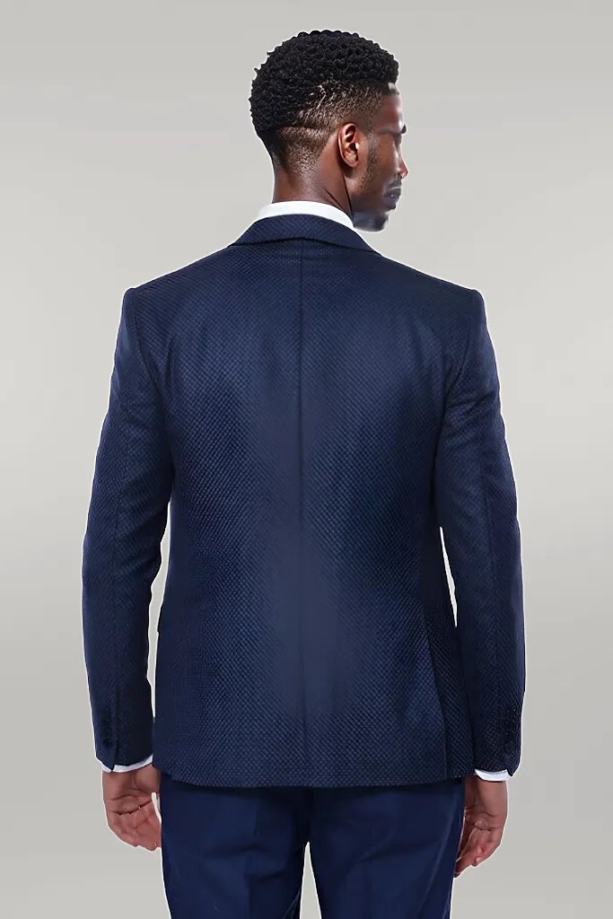 Dot-Patterned Vested Suit |
