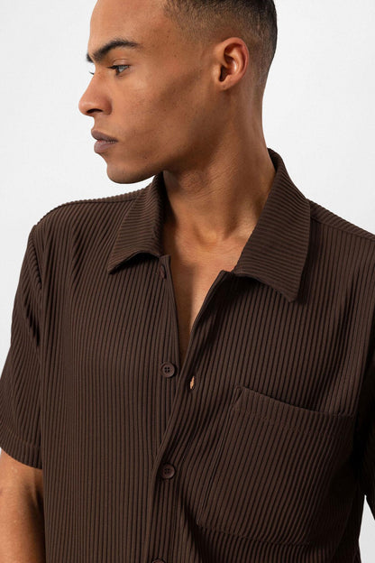 Men's Brown Short-Sleeve Ribbed Shirt