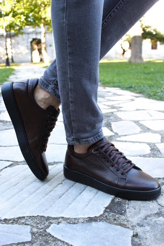 KOALA SYDNEY Men's Classic Brown Leather Sneakers with Sturdy Sole and Minimalist Design