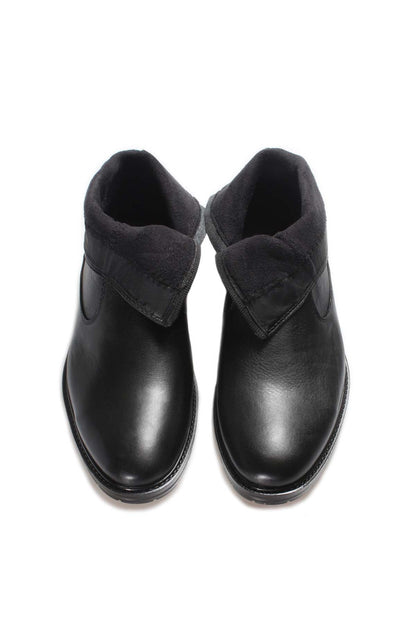 KOALA SYDNEY Men's Black Leather Ankle Boots with Embossed Crest Detail