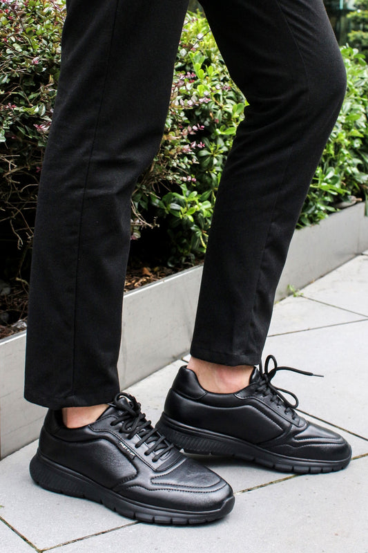 KOALA SYDNEY Men's Black Leather Lace-Up Sneakers with Textured Sole