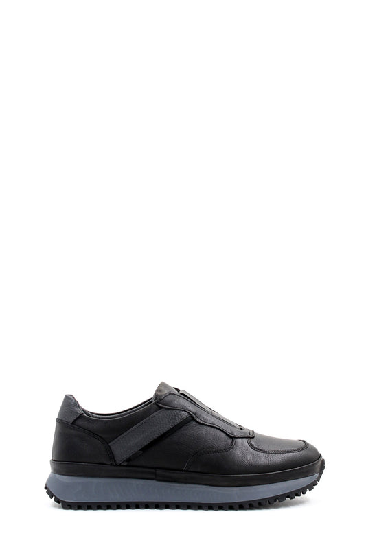 KOALA SYDNEY Men's Black Leather Slip-On Sneakers with Cushioned Sole