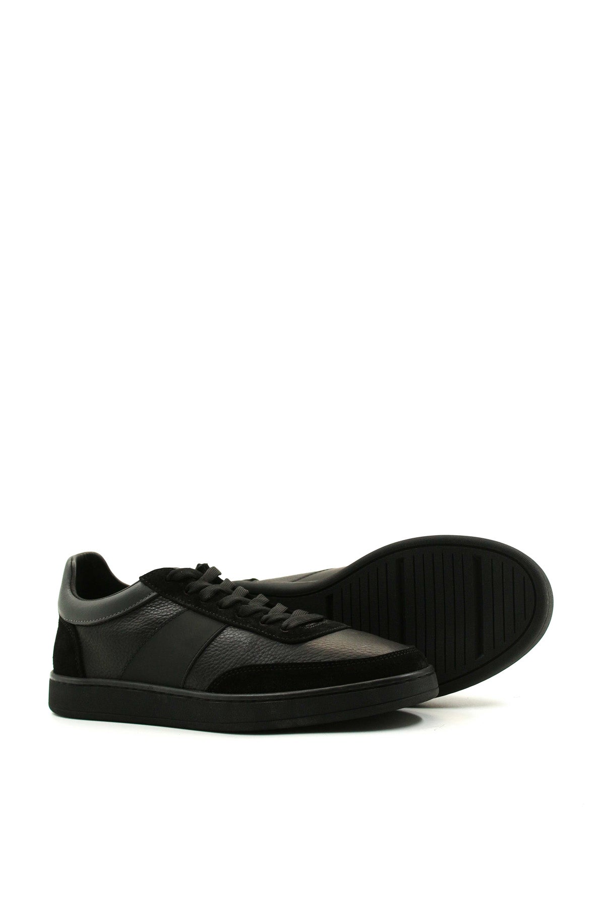 Men's Black Leather Casual Sneakers with Suede Accents