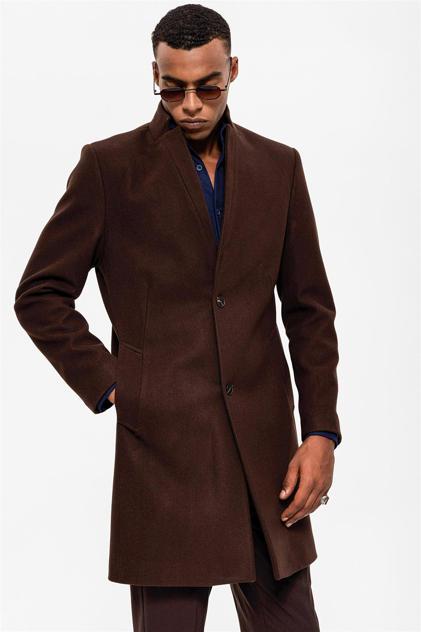 Brown Judge Collar Men's Coat