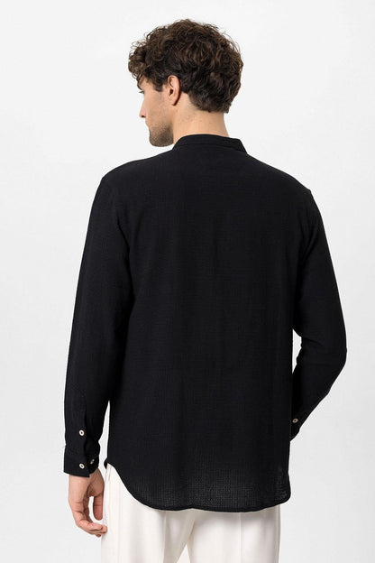 Men's Black Judge Collar Knitted Textured Shirt