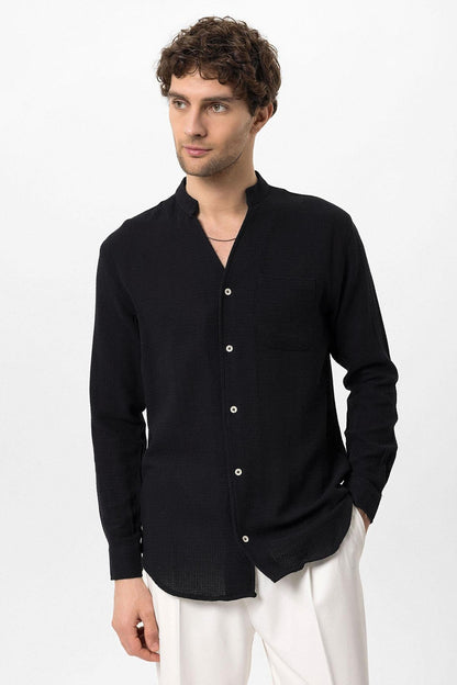 Men's Black Judge Collar Knitted Textured Shirt