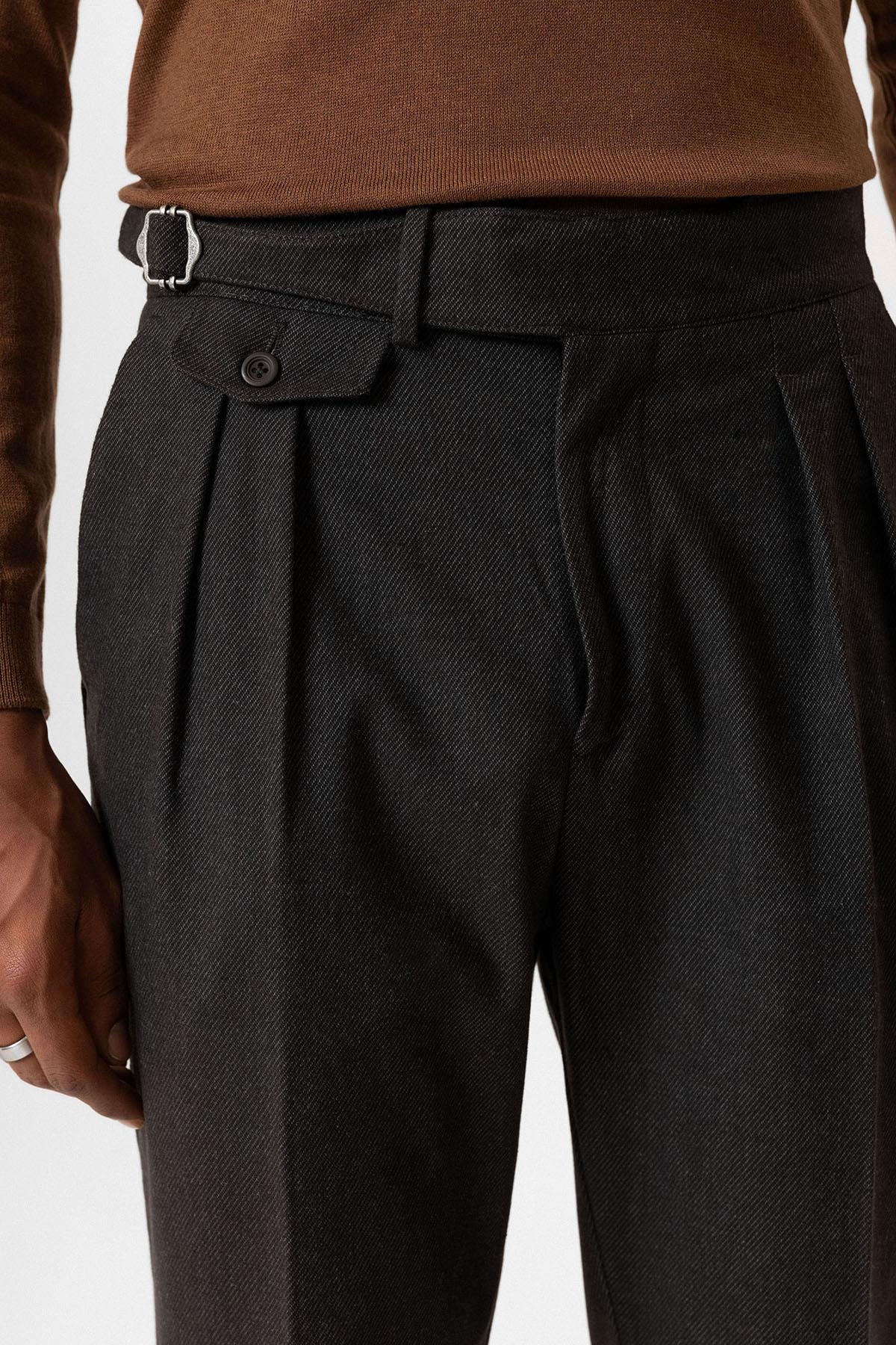 Brown High-Waisted Men's Trousers with Buckle Detail