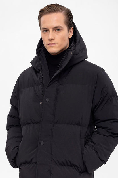 Men's Black Hooded Long Puffer Jacket