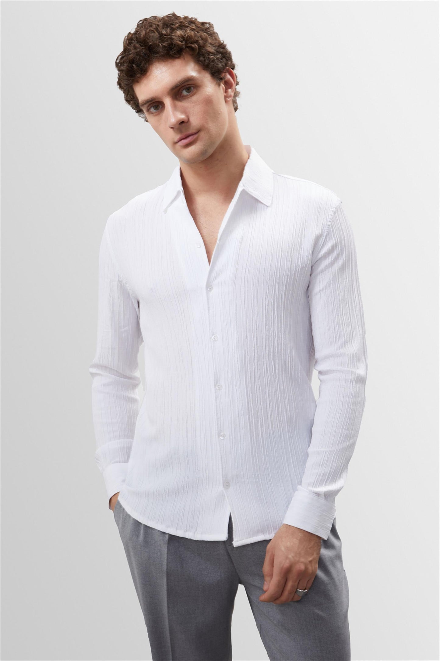 KOALA SYDNEY  Men's White Muslin Fabric Slim Fit Shirt -