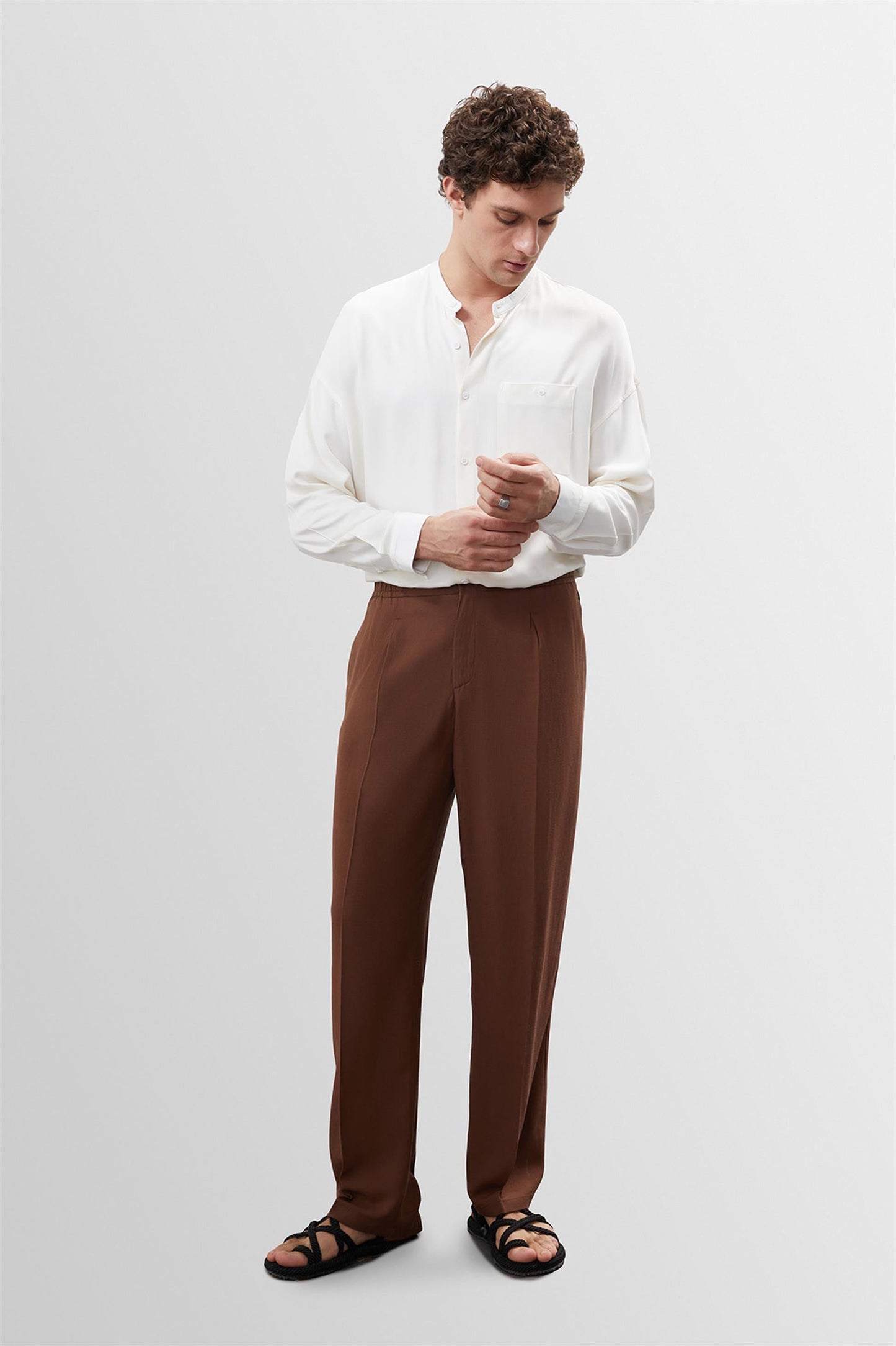 Men's Brown High Waist Pleated Linen Blend Trousers