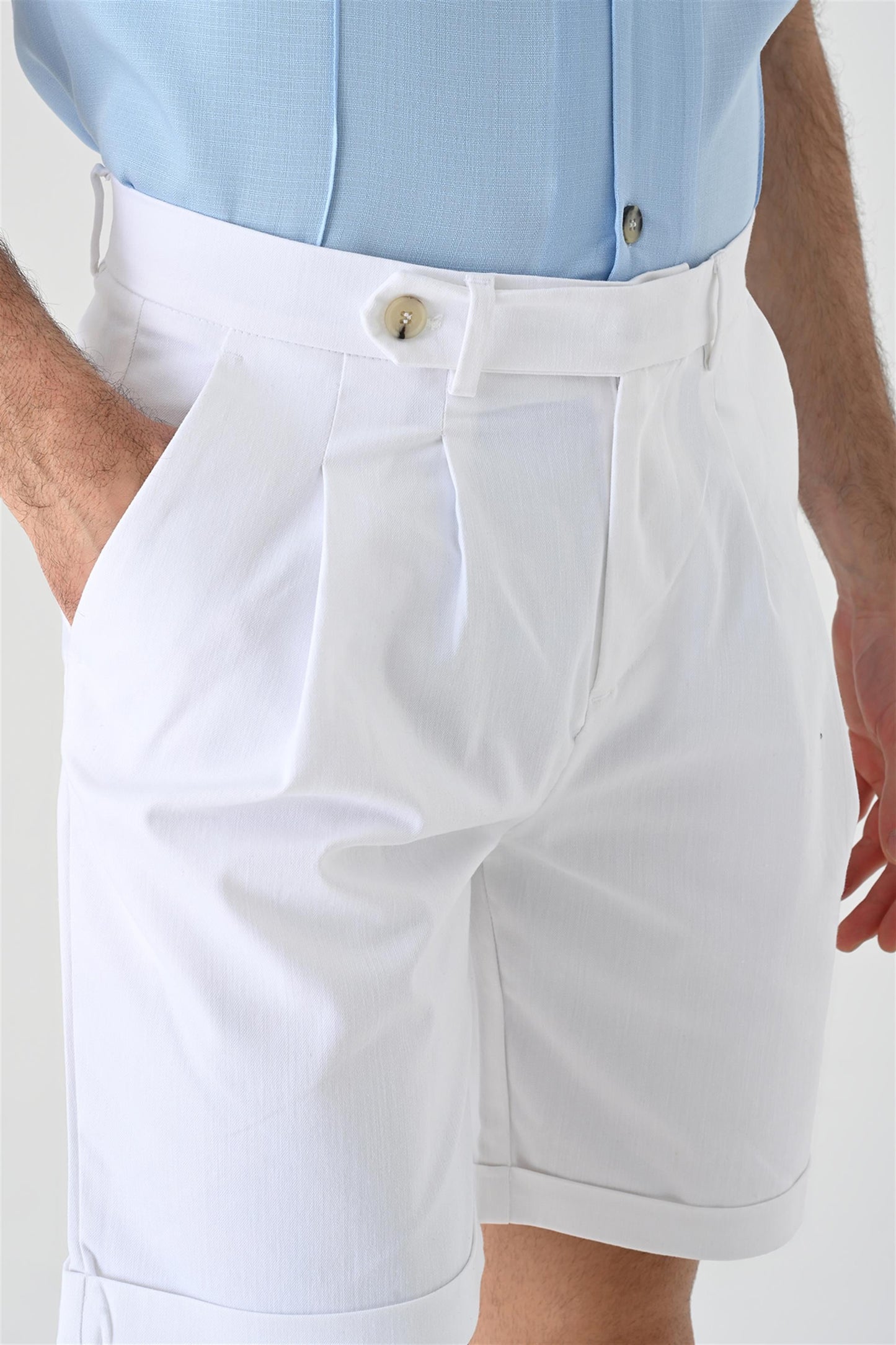 Men's Pleated White Shorts