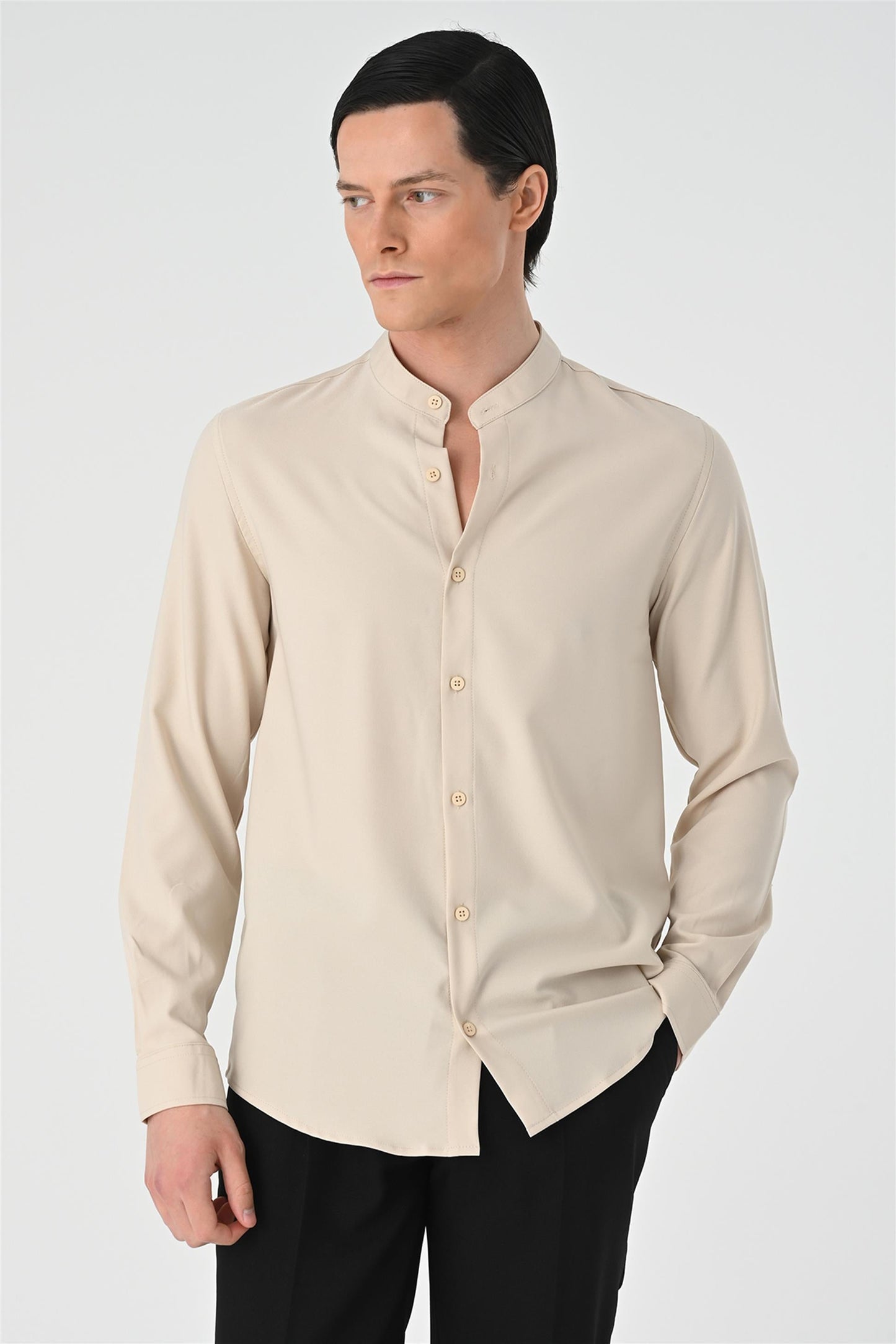 Men's Beige Regular Fit Classic Collar Shirt -