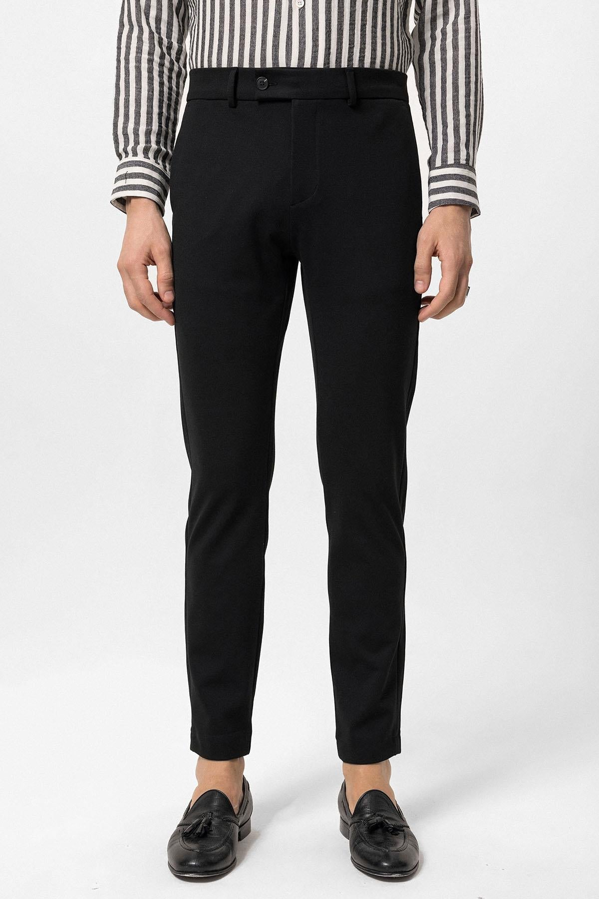 Men's Black High-Waisted Buckle Detail Relaxed Fit Pants