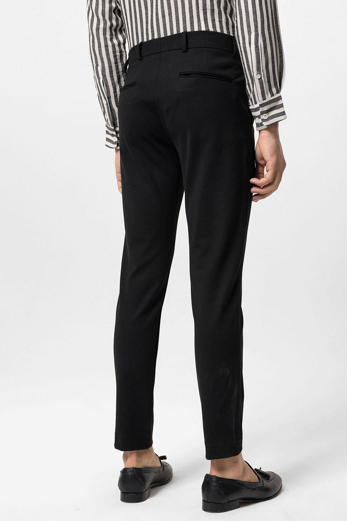 Men's Black High-Waisted Buckle Detail Relaxed Fit Pants
