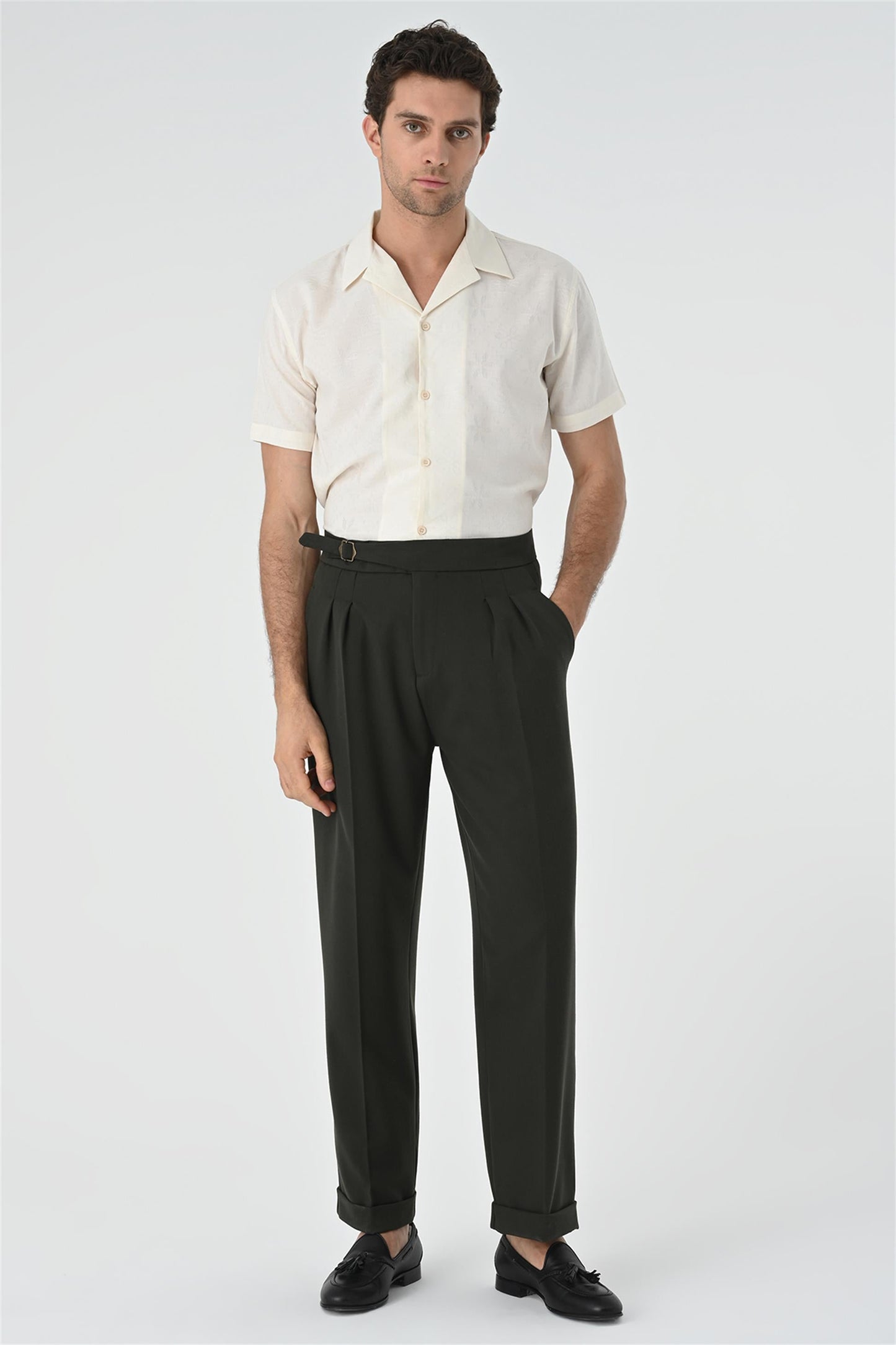 Men's Khaki Buckle Detailed Pleated High Waist Trousers