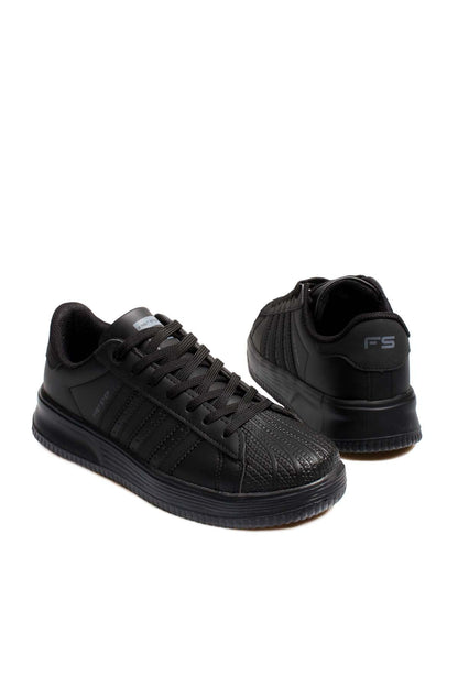 Men's All-Black Leather Low-Top Sneakers with Textured Toe