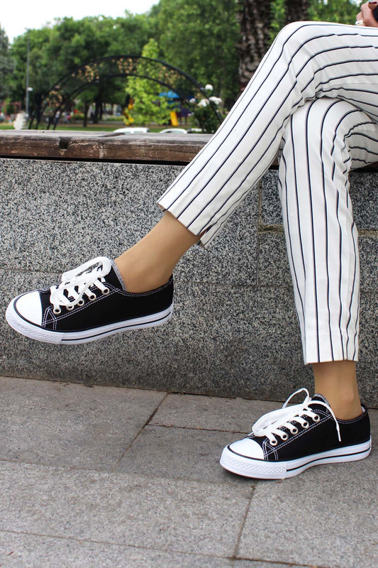 Men's Black Canvas Low-Top Sneakers with White Laces